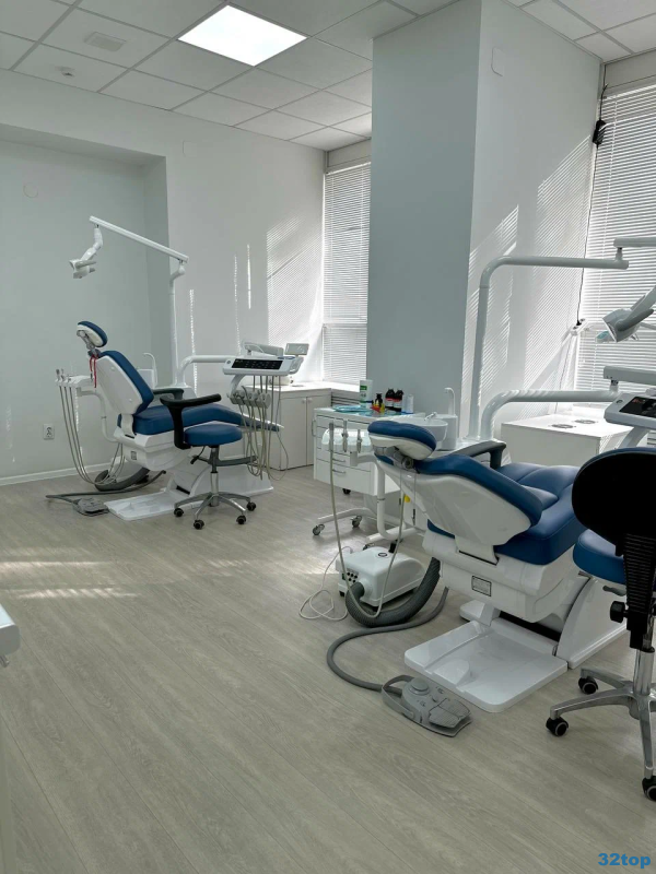 Стоматологическая клиника DENTAL CENTER (ДЕНТАЛ ЦЕНТР) на Ленина, 45