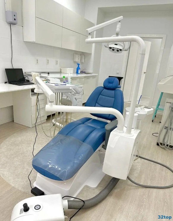 Стоматологическая клиника DENTAL CENTER (ДЕНТАЛ ЦЕНТР) на Ленина, 45