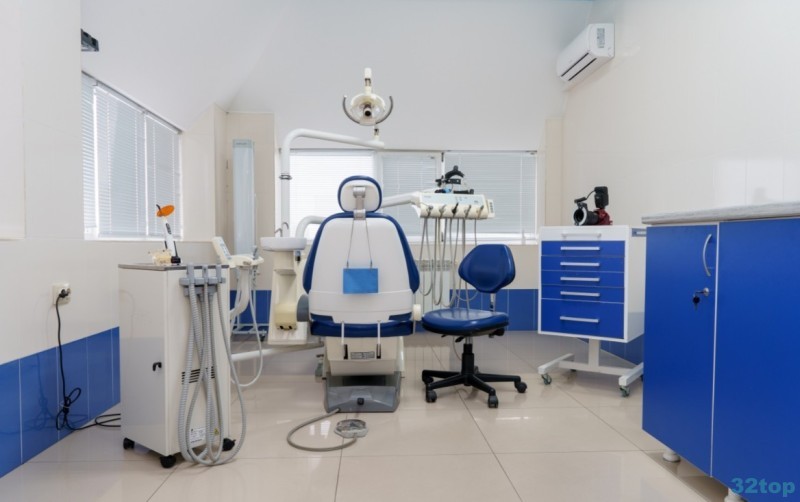 Стоматологическая клиника DENTAL CENTER (ДЕНТАЛ ЦЕНТР) на Ленина, 127