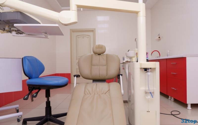 Стоматологическая клиника DENTAL CENTER (ДЕНТАЛ ЦЕНТР) на Ленина, 127